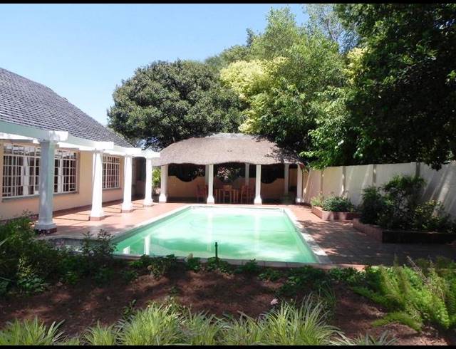 5 BEDROOM HOUSE FOR SALE IN IRENE PROPER SECURITY ESTATE